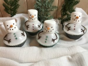 Zauberhafte Schneemann Muffins backen