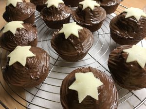 Weihnachtliche Lebkuchen Muffins, herrlich schokoladig
