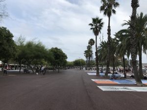 Straßenverkäufer Barcelona Hafen Port Vell