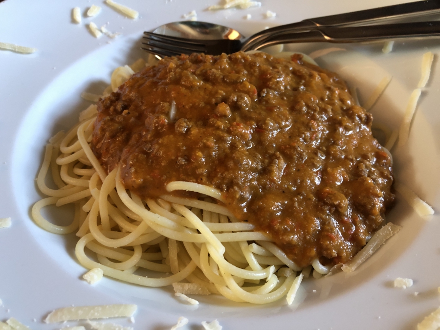 Spaghetti mit Paprika Bolognese – bee in flipflops