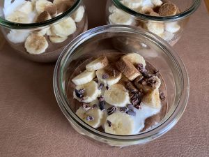 Cremiger Schoko Pudding mit Banane